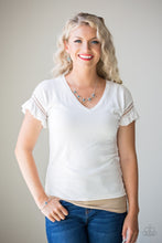 Load image into Gallery viewer, Hibiscus Hipster - Blue