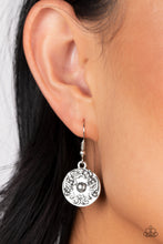 Load image into Gallery viewer, Poppy Persuasion - Red