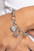 Load image into Gallery viewer, Guess Now Its INITIAL - White - M